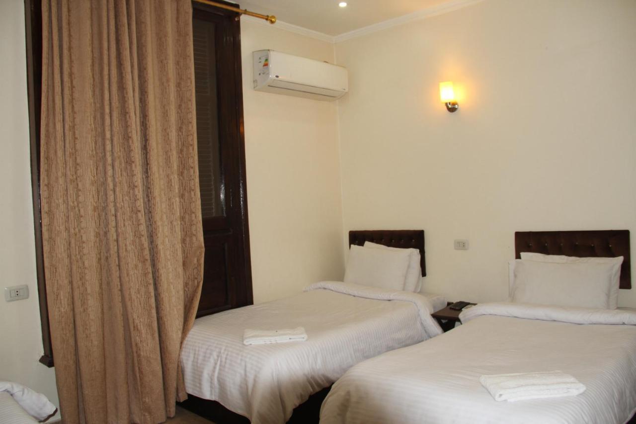 New Panorama Inn Кайро Екстериор снимка